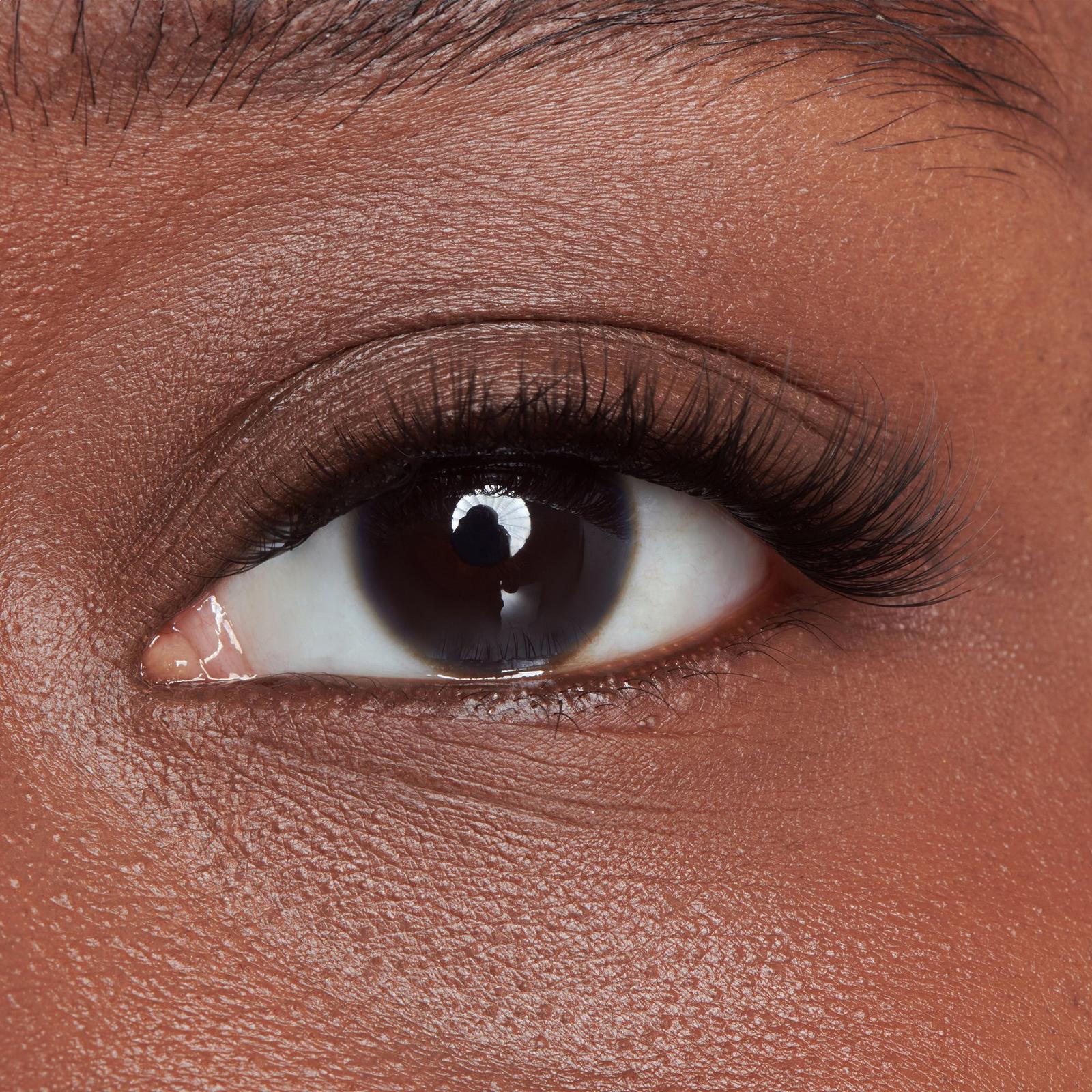 imPRESS Long Lasting Self Adhesive Eyelashes - Demi Wispy