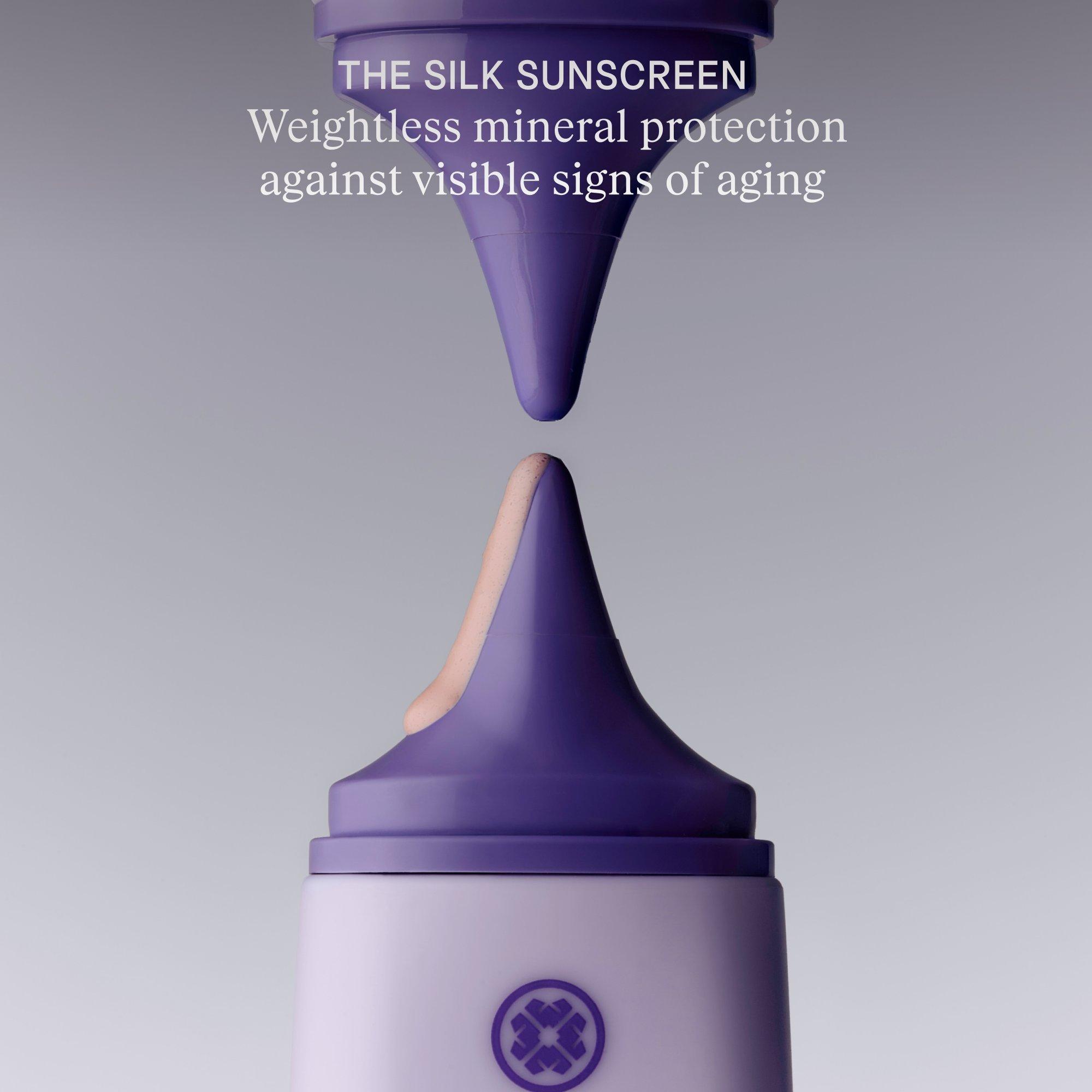 Невесомый минеральный солнцезащитный крем Tatcha The Silk Sunscreen SPF 50 — фото 3