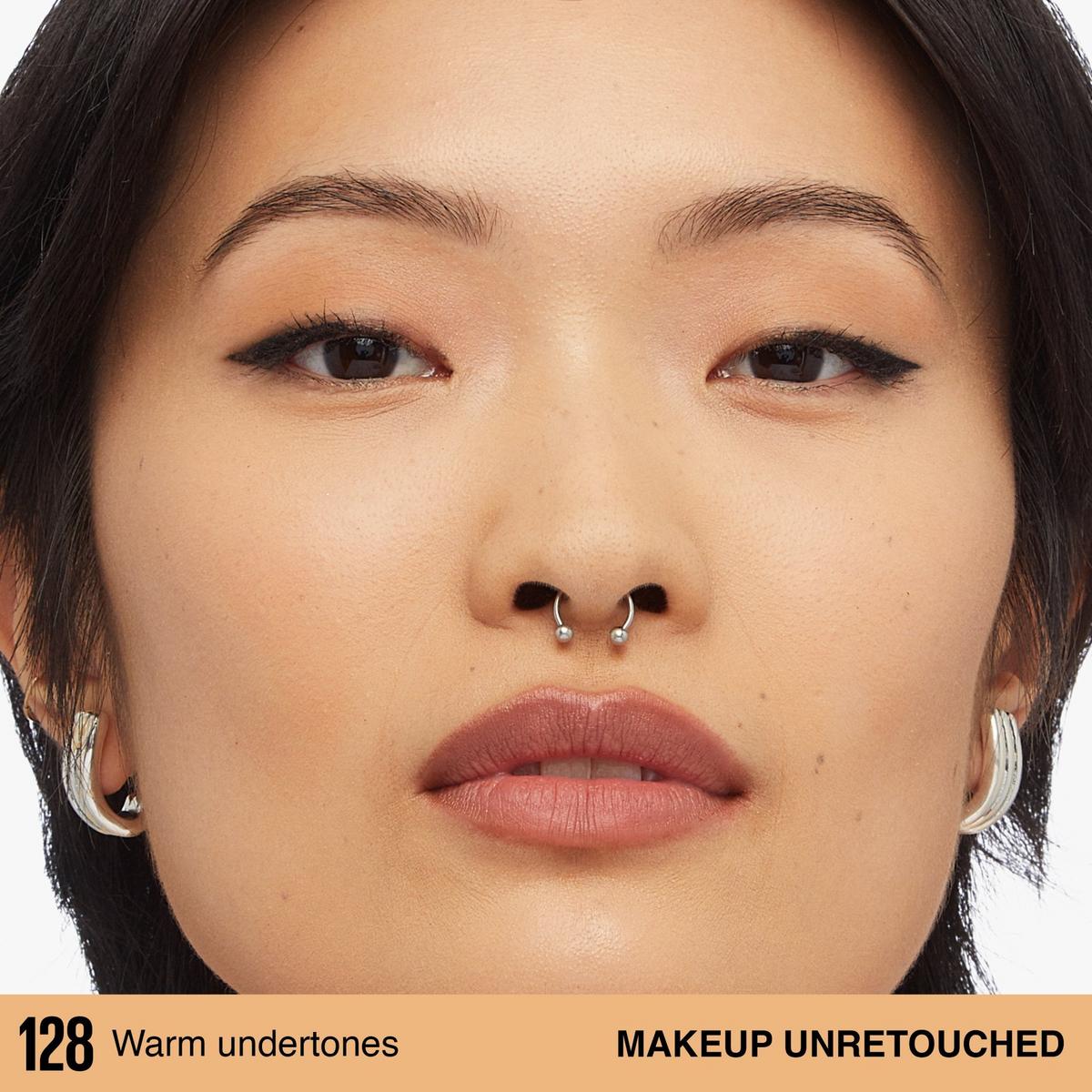 Super Stay Up to 30HR Wear Lumi-Matte Longwear Foundation - 128