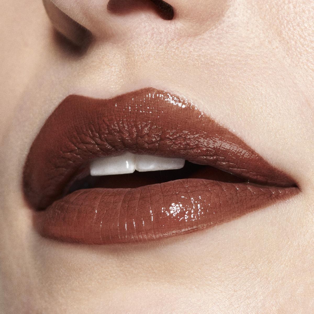 Lustreglass Sheer-Shine Lipstick - Uncensored