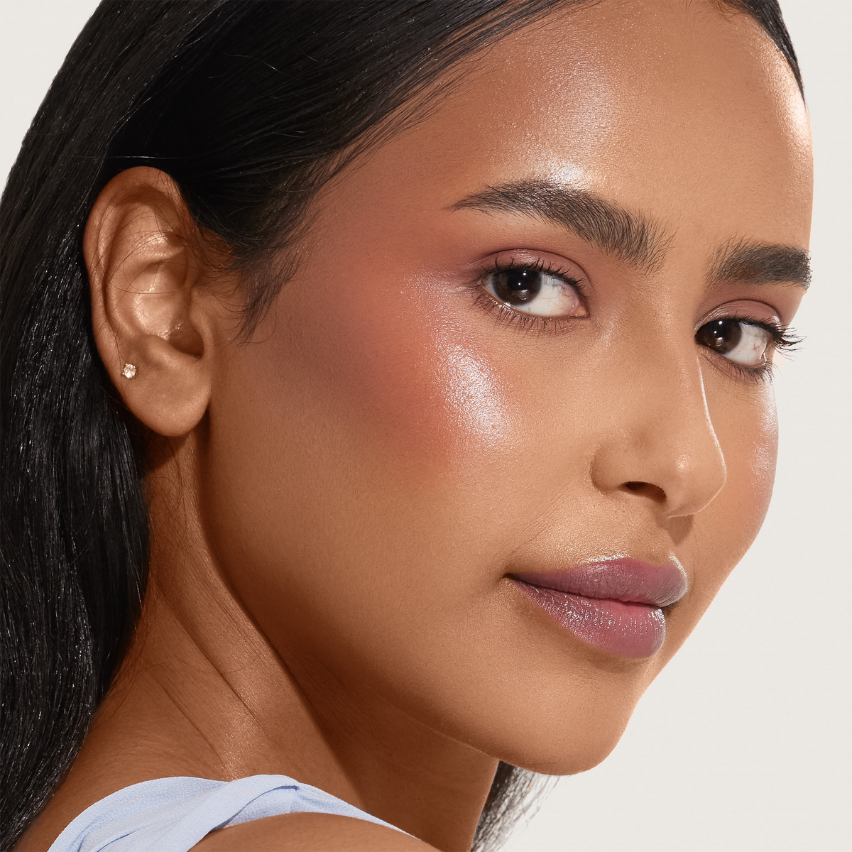 Butter Glow & Go Multiuse Stick - Berry Tan
