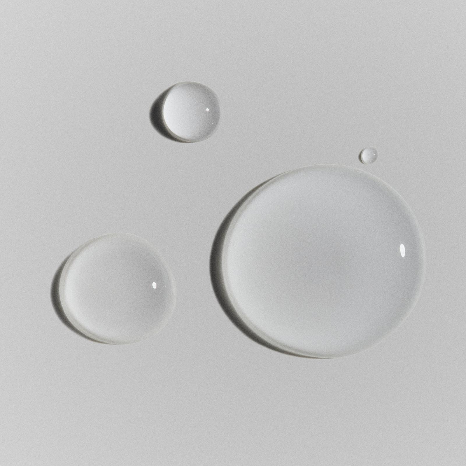 Active Hydration Face Serum With Hyaluronic Acid