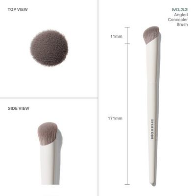M132 Angled Concealer Brush