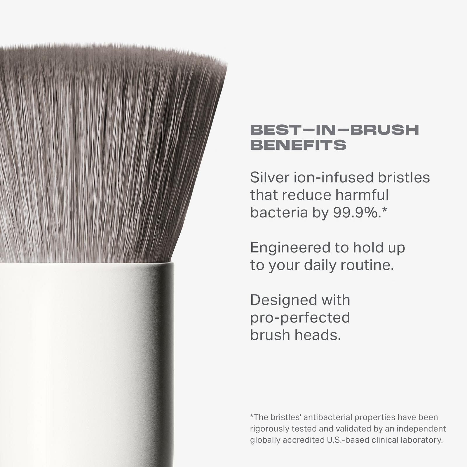M243 Slanted Cream & Liquid Contour Brush
