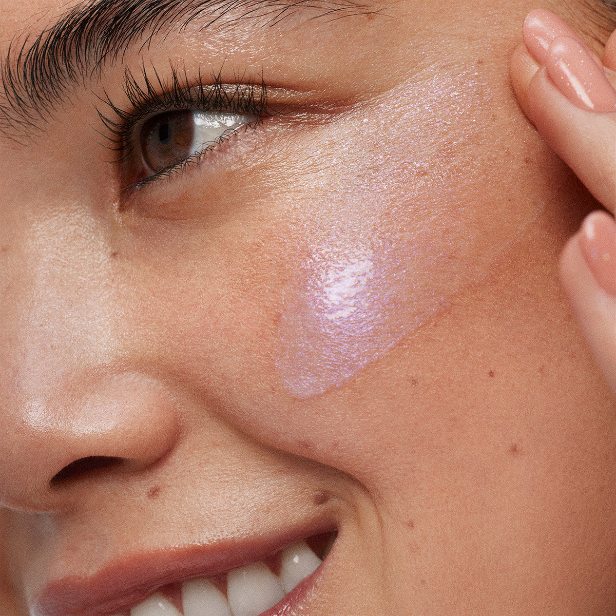 Dreamglow Highlight Serum - Aura