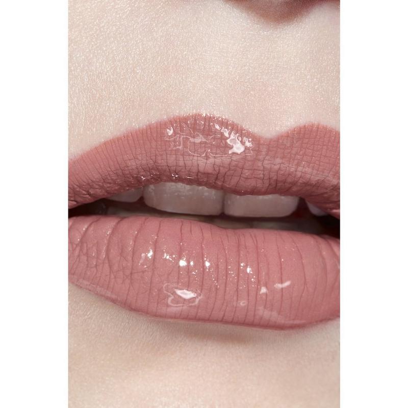 シャネル　186 CHANEL - 186 Pink Nude LE ROUGE DUO ULTRA TENUE Ultrawear Liquid
