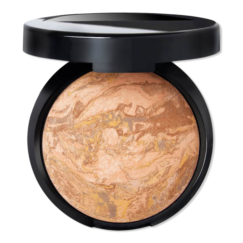 Laura Geller Baked Balance-n-glow Illuminating Foundation - Medium