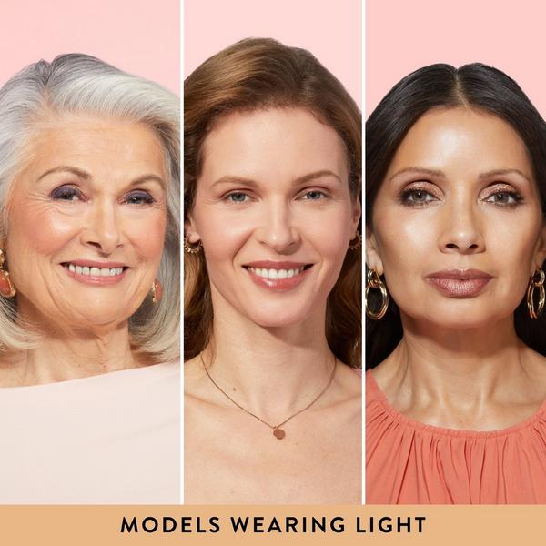 LAURA GELLER Balance-n-Glow Baked Illuminating Foundation #4