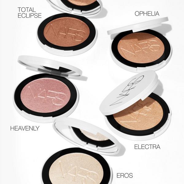 NARS Light Reflecting Luminizing Powder #8
