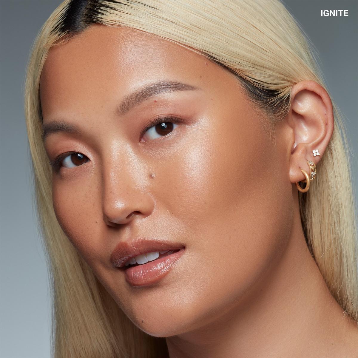 Sudden Heat Creamy Bronzer Stick - Ignite