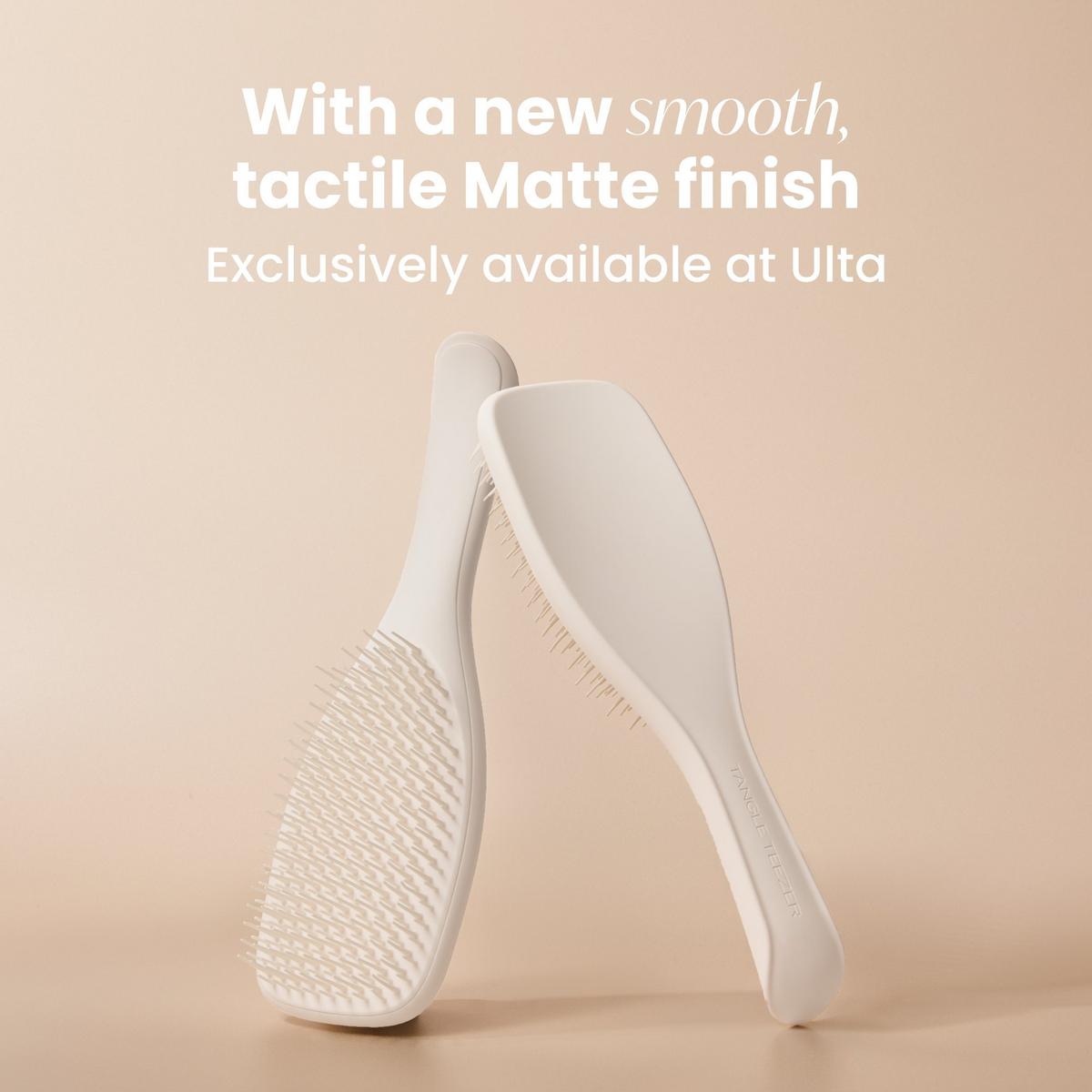 The Matte Ultimate Detangler - Porcelain Cream
