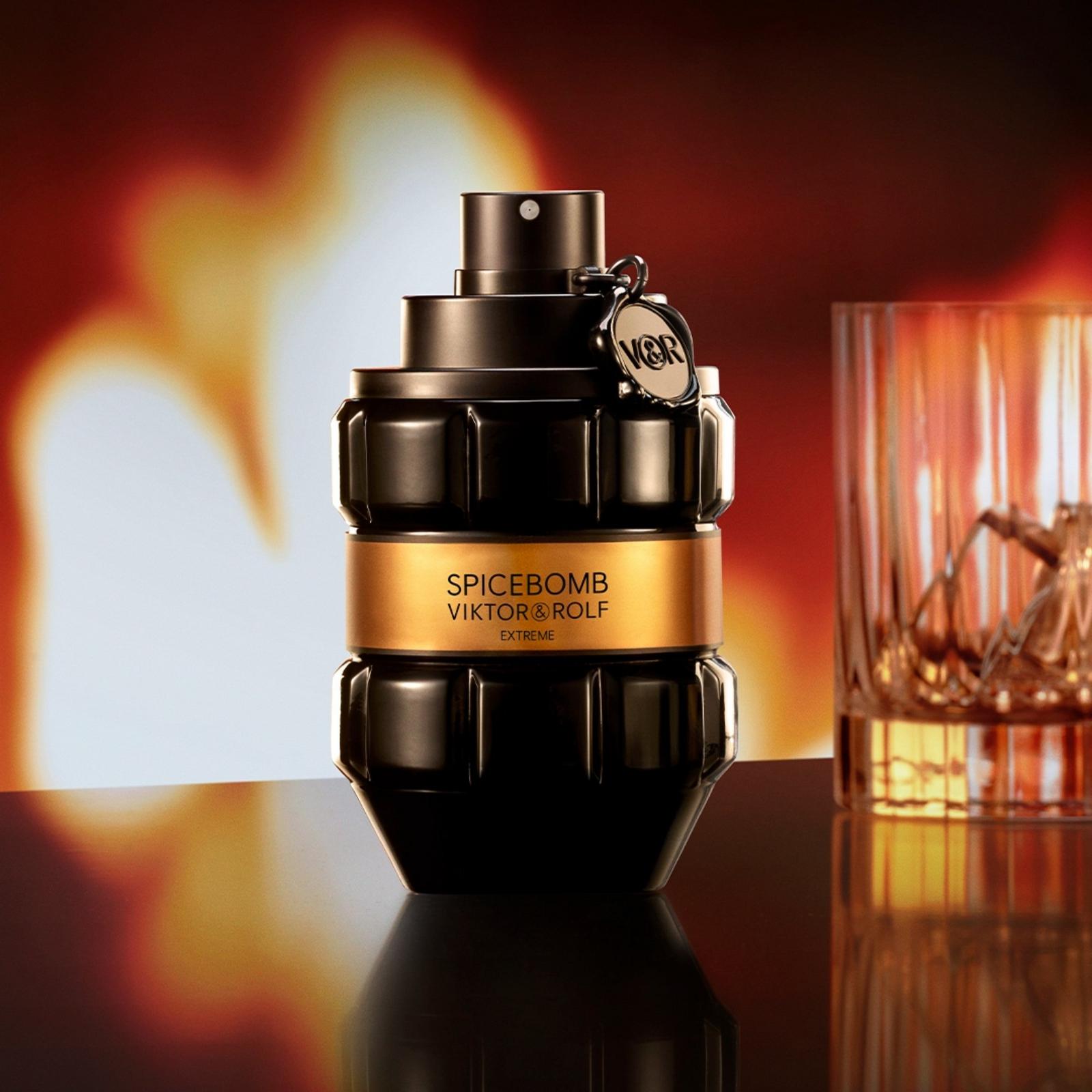 Spicebomb Extreme Eau de Parfum 2 Piece Gift Set