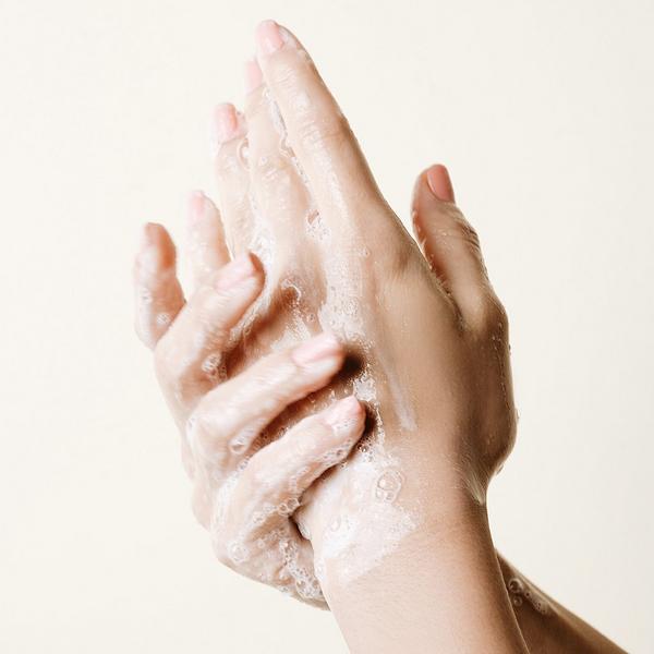 bdy. Foaming Oil Hydrating Body Wash with Hyaluronic Acid + Squalane #2