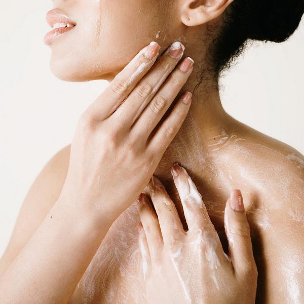 bdy. Foaming Oil Hydrating Body Wash with Hyaluronic Acid + Squalane #3