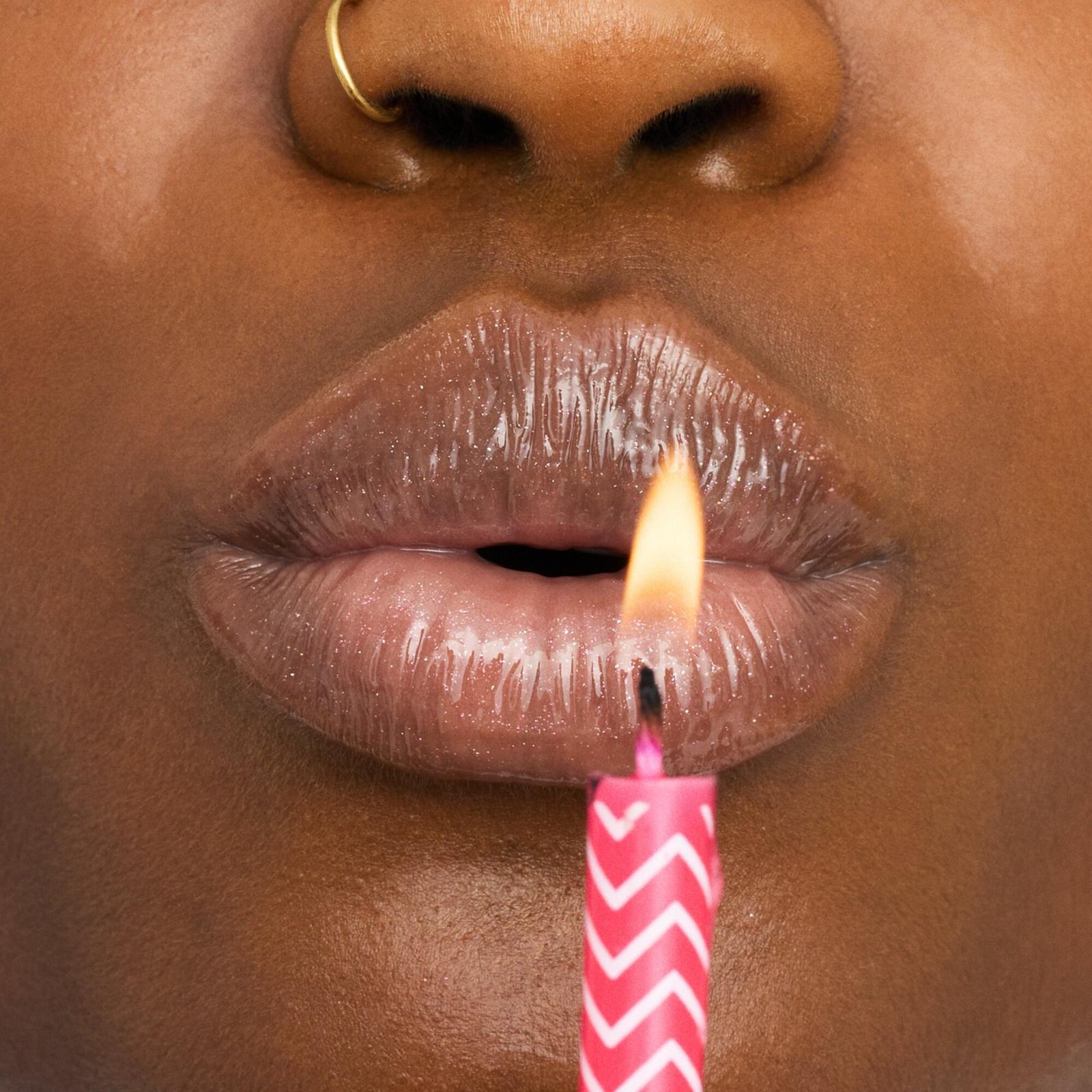 Birthday Bomb Shiny Lipgloss - Cake My Day!