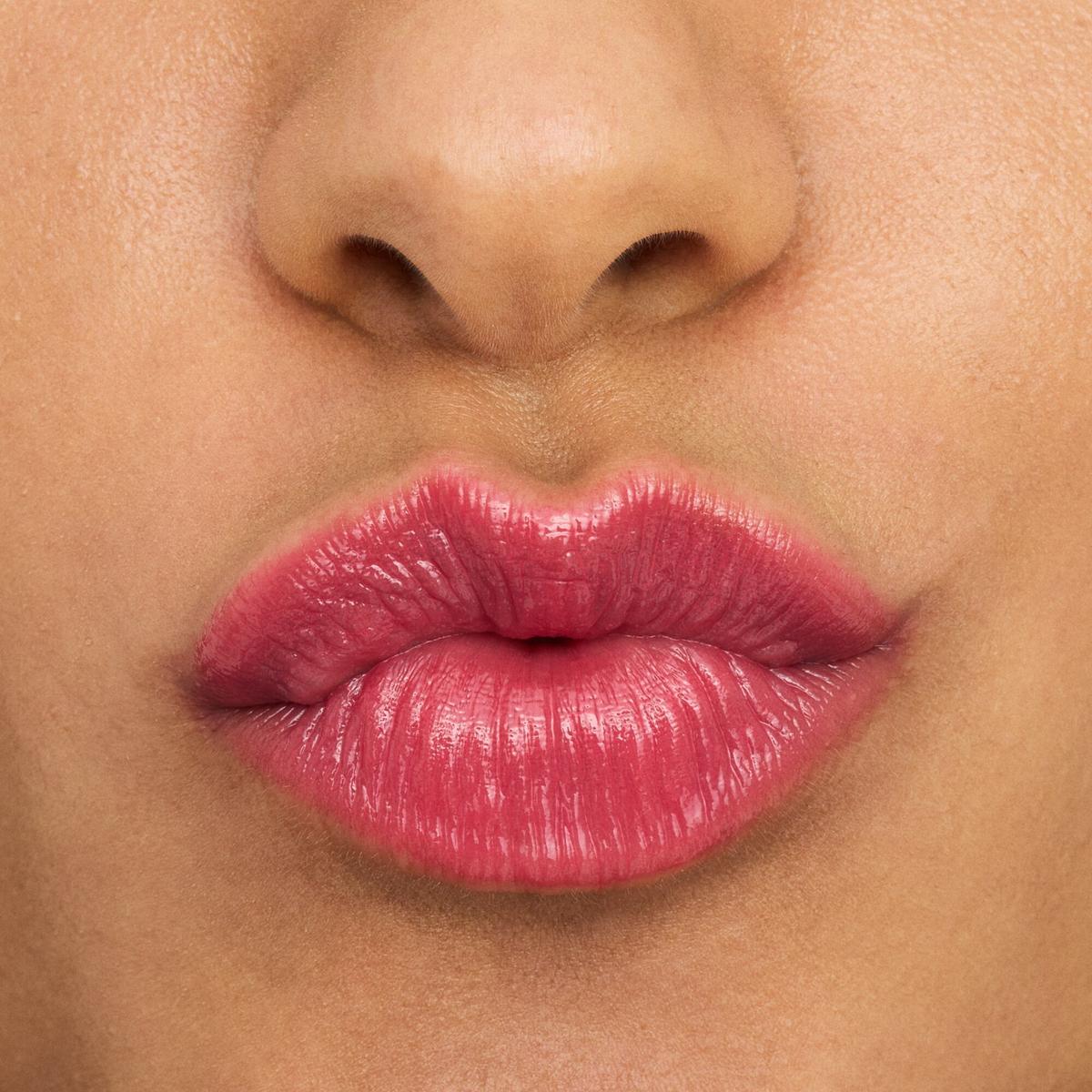 Glossy Glaze High Shine Lipstick - 03 Pink Things Up