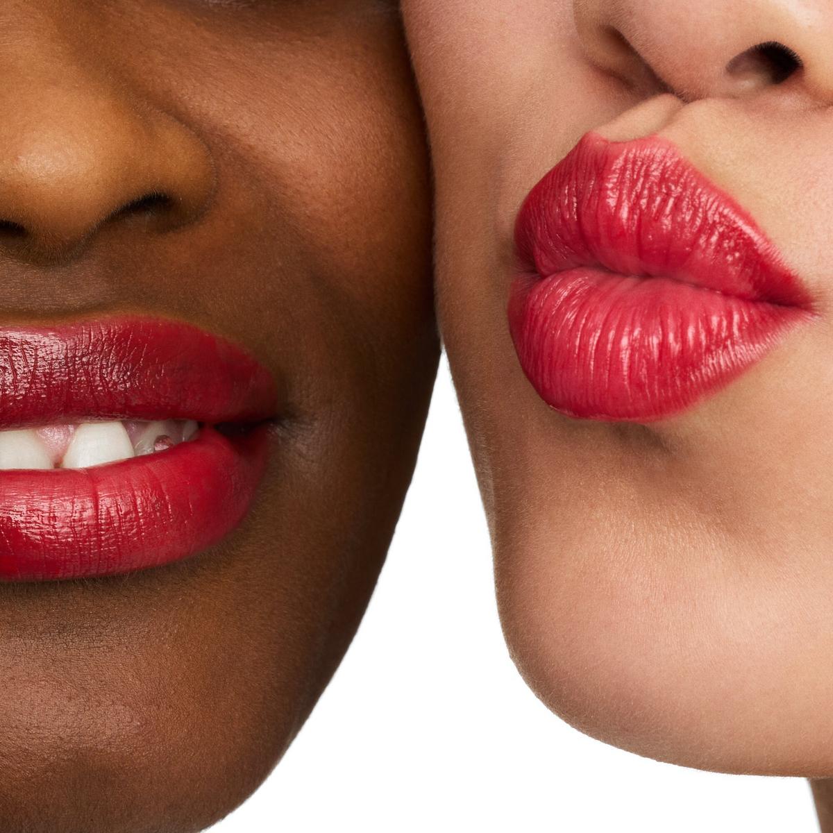 Glossy Glaze High Shine Lipstick - 04 Red-Dy For The Day