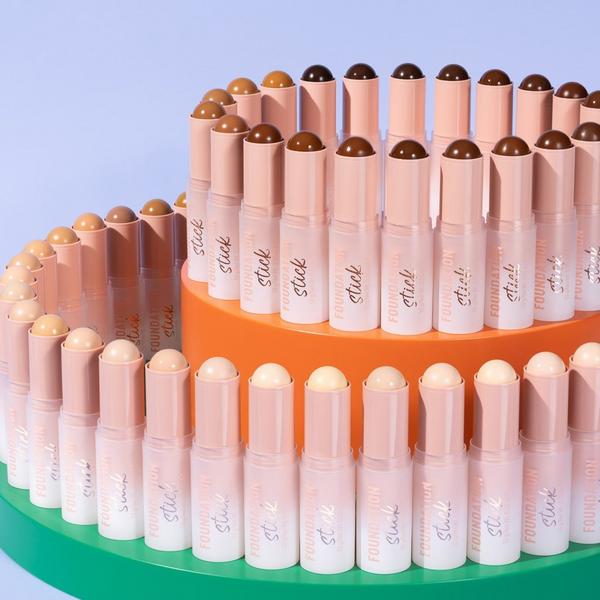 Essence Foundation Stick #7