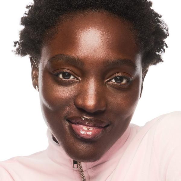 Essence Foundation Stick #4