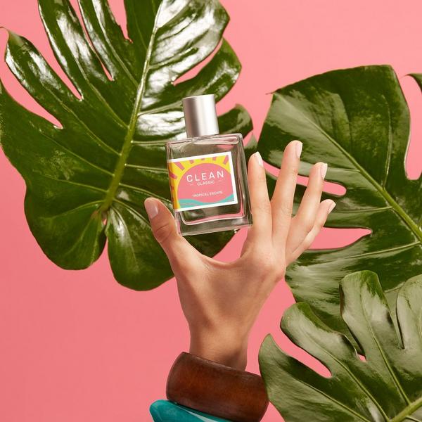 Clean Classic Tropical Escape #7