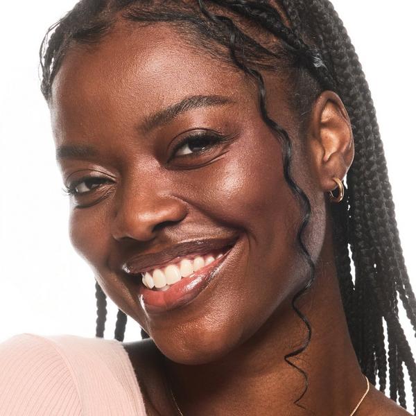 Essence Foundation Stick #4