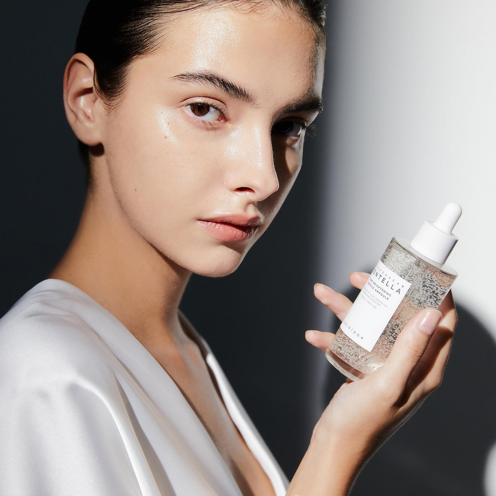 Madagascar Centella Tone Brightening Capsule Ampoule