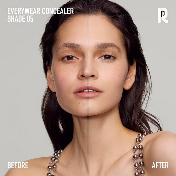 Rabanne Everywear 24-Hour Hydrating Radiant Serum Concealer #1