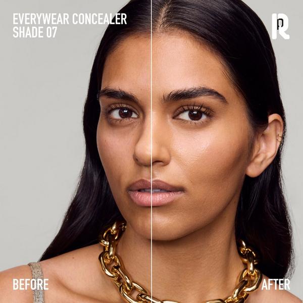 Rabanne Everywear 24-Hour Hydrating Radiant Serum Concealer #1