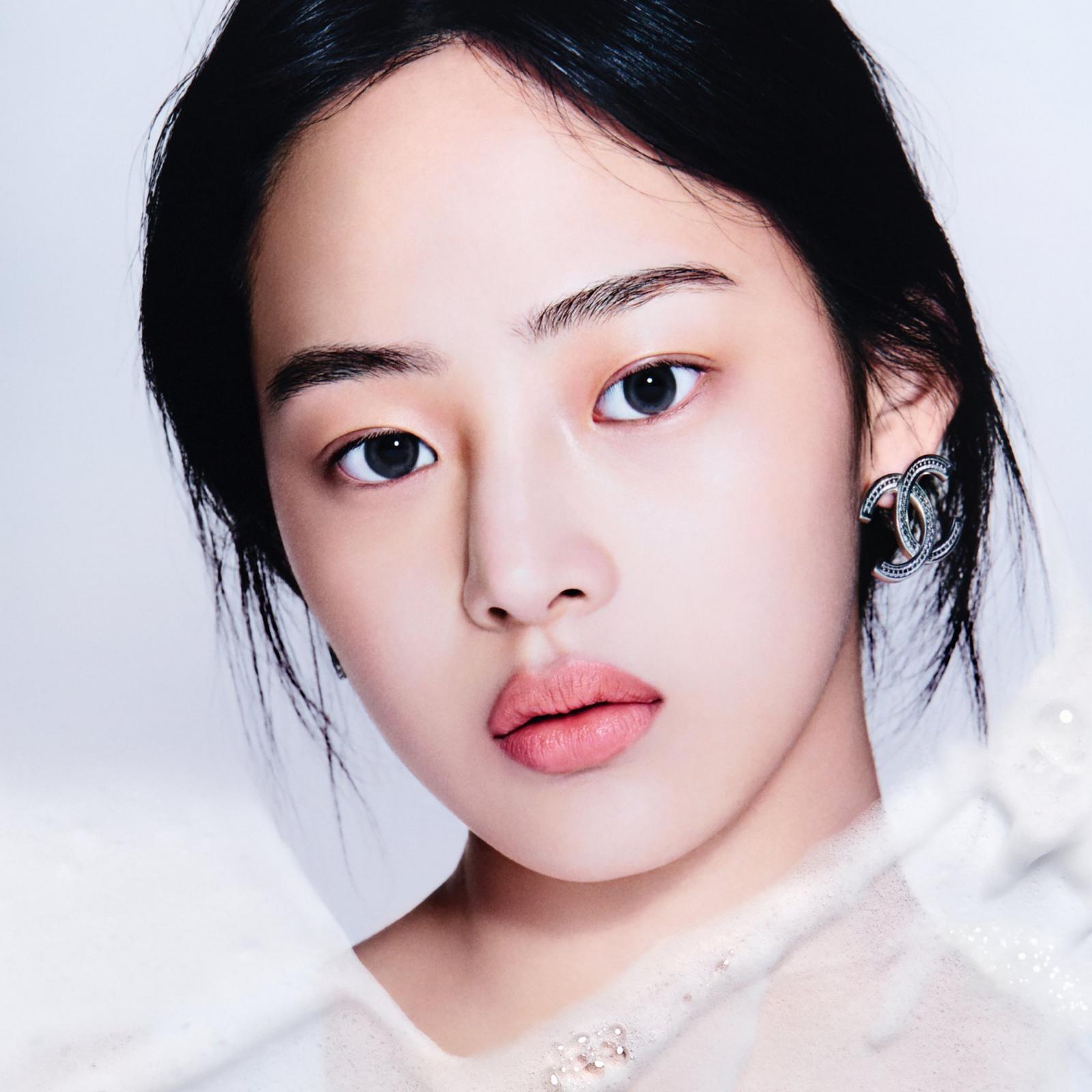 LA MOUSSE Camellia Cleansing Cream-to-Foam