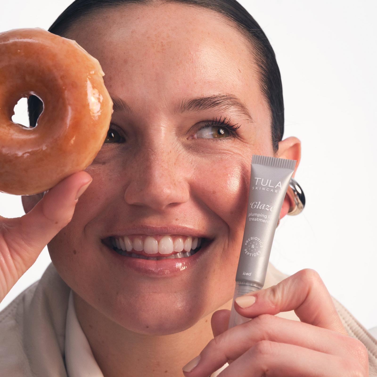 ‘Glaze Plumping Lip Treatment - Iced
