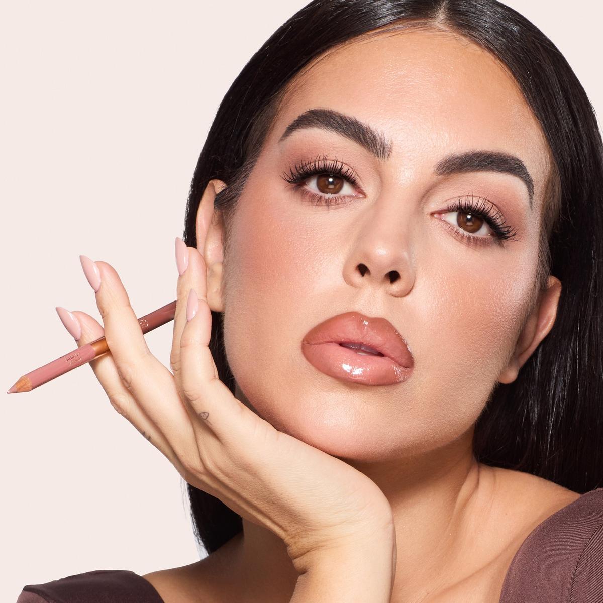 Lip Cheat Contour Duo Lip Liner - Medium