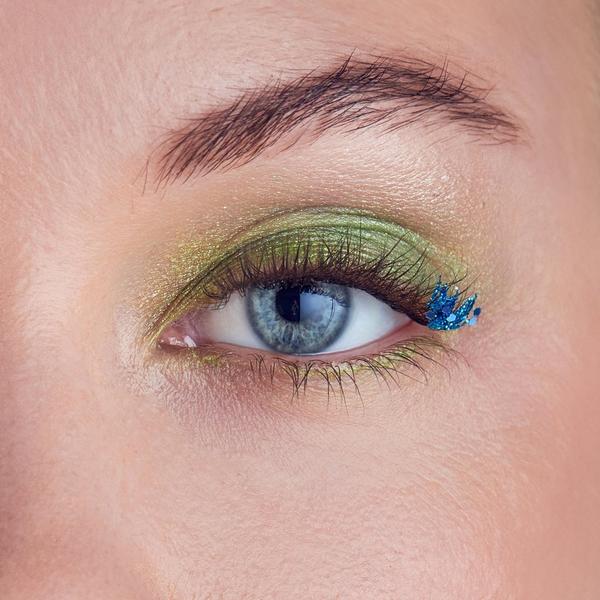 Kiss WICKED X imPRESS Self Adhesive Eyelash Clusters #4