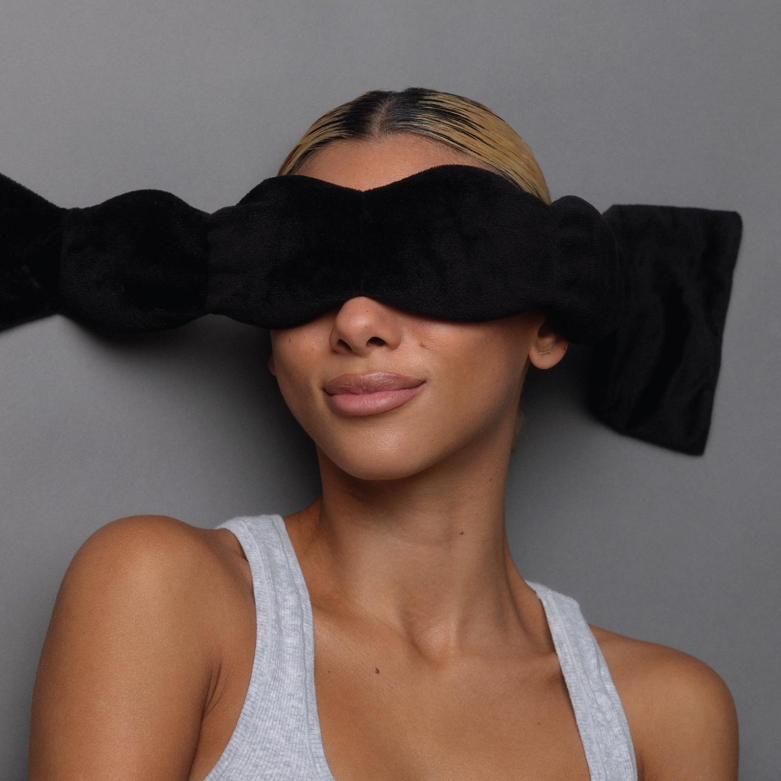 Weighted Blanket For Your Eyes - Black