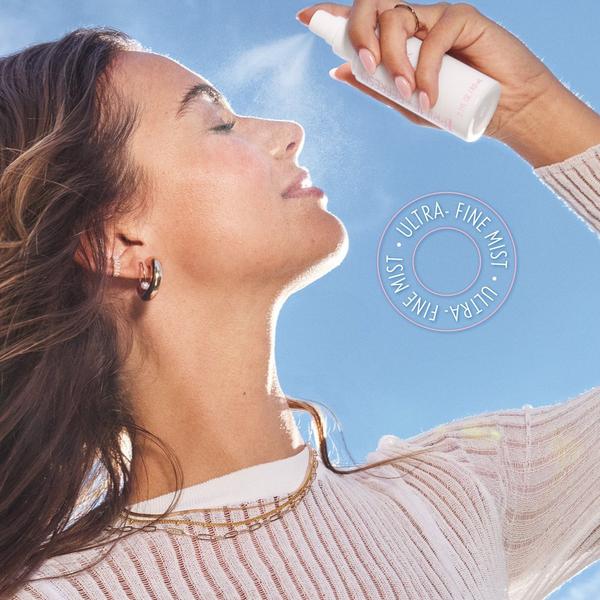 CoverGirl Clean Fresh Prime + Refresh Spray Nourishing Milk #4