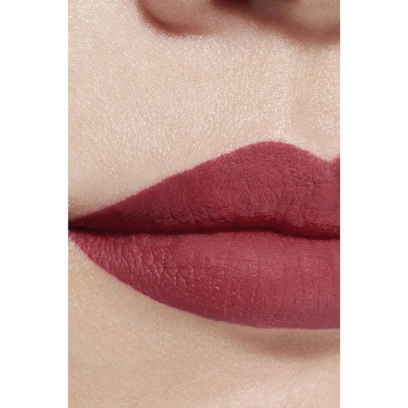 CHANEL - 244 Palpitante ROUGE ALLURE LIQUID VELVET Ultrawear
