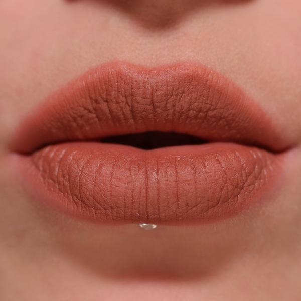 Revolution Beauty Air Blur Matte Liquid Lipstick #5