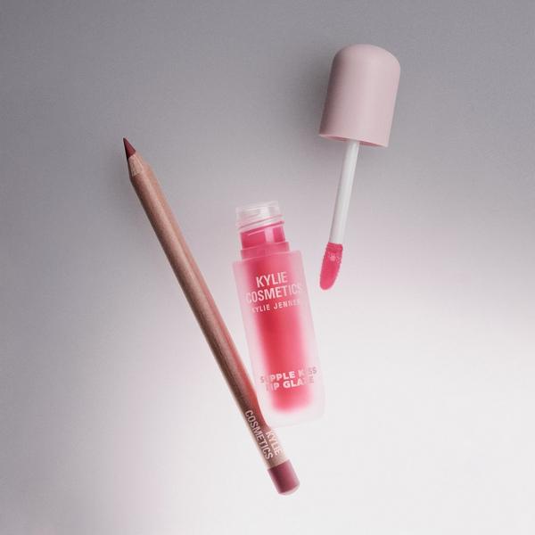 KYLIE COSMETICS Glossy Lip Kit #5