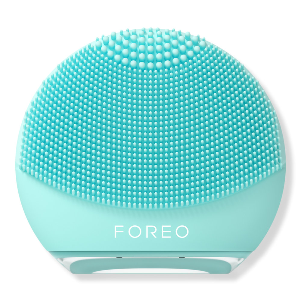 Foreo Luna 4 Play Facial Cleansing Brush - Mint For You!