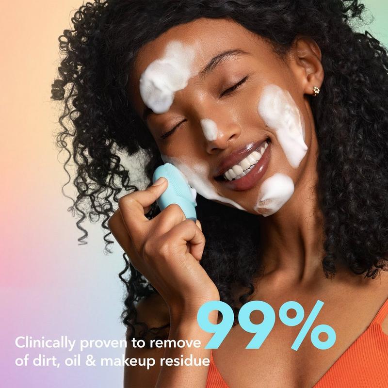 FOREO LUNA ブラック 美顔器 FOREO - Mint For You! LUNA 4 Play Facial Cleansing Brush | Ulta Beauty