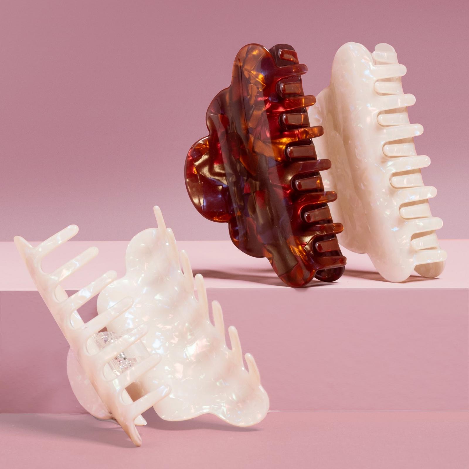 Iridescence Icon Claw Clip - Cream