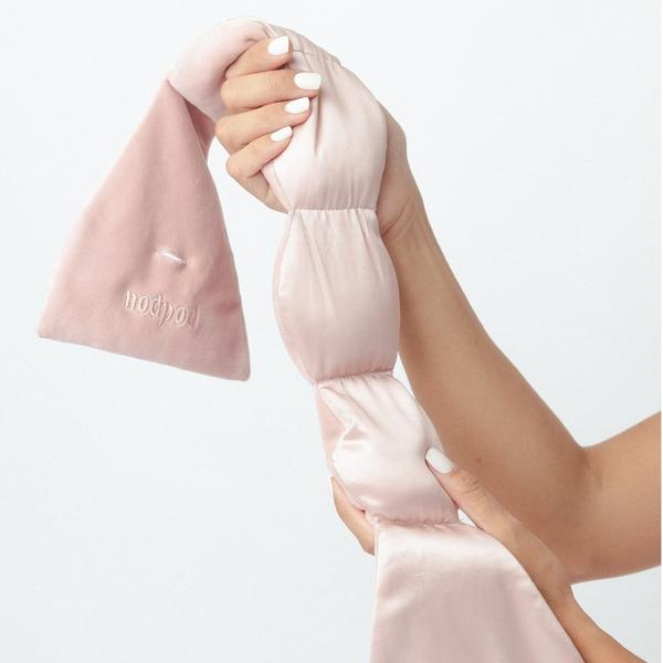Nodpod The Silk Weighted Blanket For Your Eyes #7