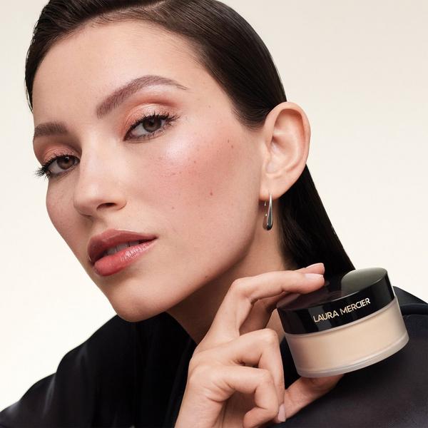 Laura Mercier Indulgent Icons Translucent Loose Setting Powder Ultra-Blur & Velour Puff Set #7
