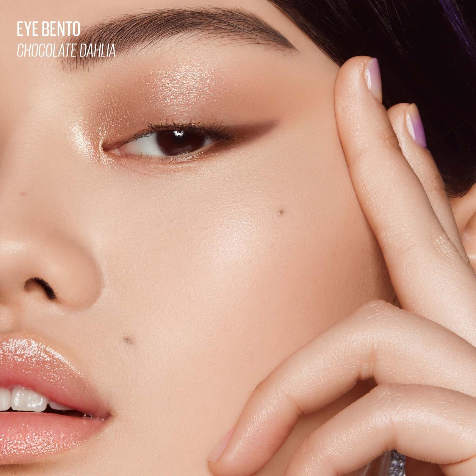 Beauty Bento Stacked Eyeshadow Trio - Chocolate Dahlia