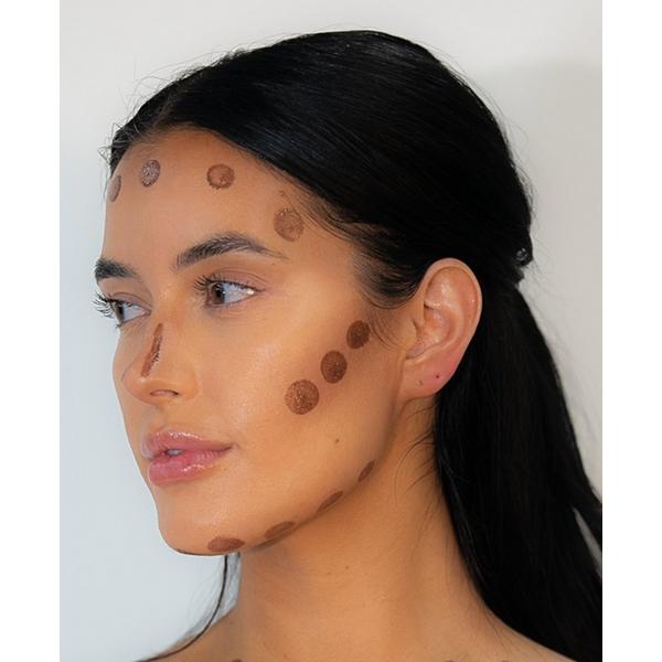 Dolce Glow Contour Self-Tanning Sculpt + Glow #9