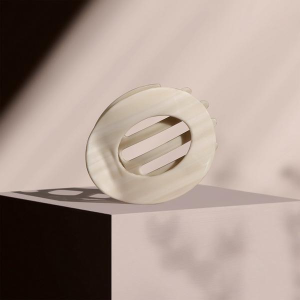 The Hair Edit Quiet Luxury Flat Lay Claw Clip #4