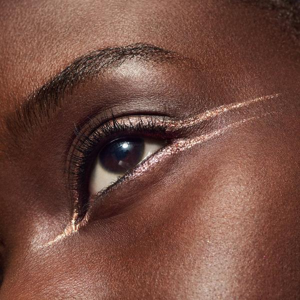 MAC Dazzleshadow Liquid Eyeshadow #4