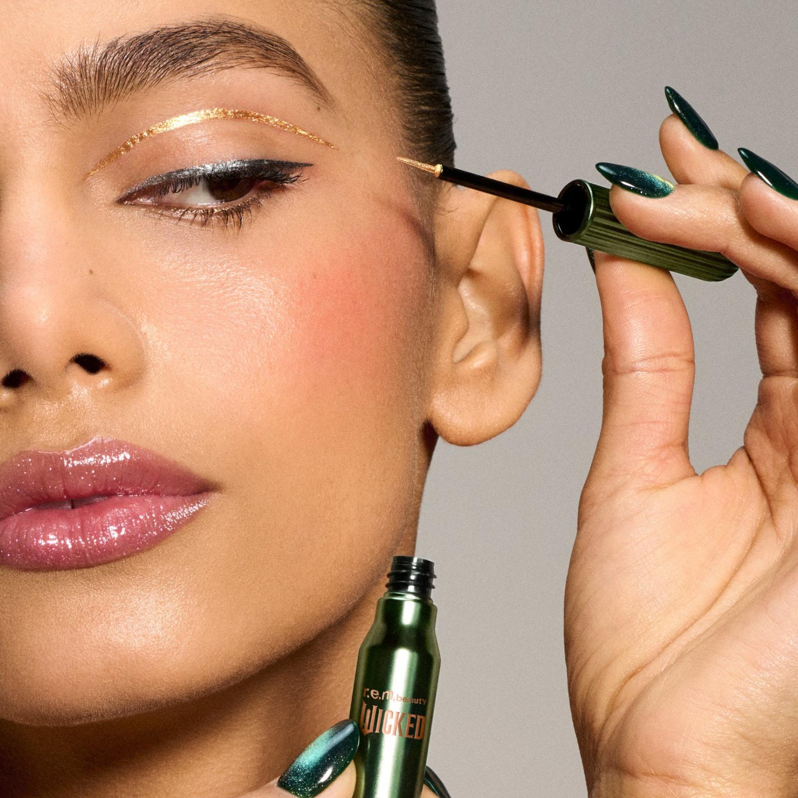 Wicked Emerald City Metallic Eyeliner Set