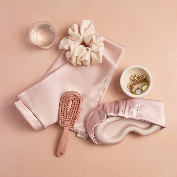 Kitsch Contour Pillow Eye Mask #5