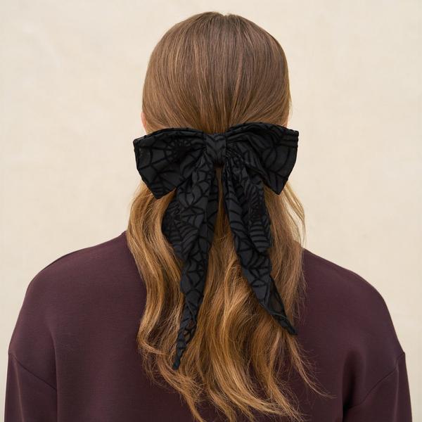 Kitsch Oversized Bow Hair Clip - Spiderweb #4