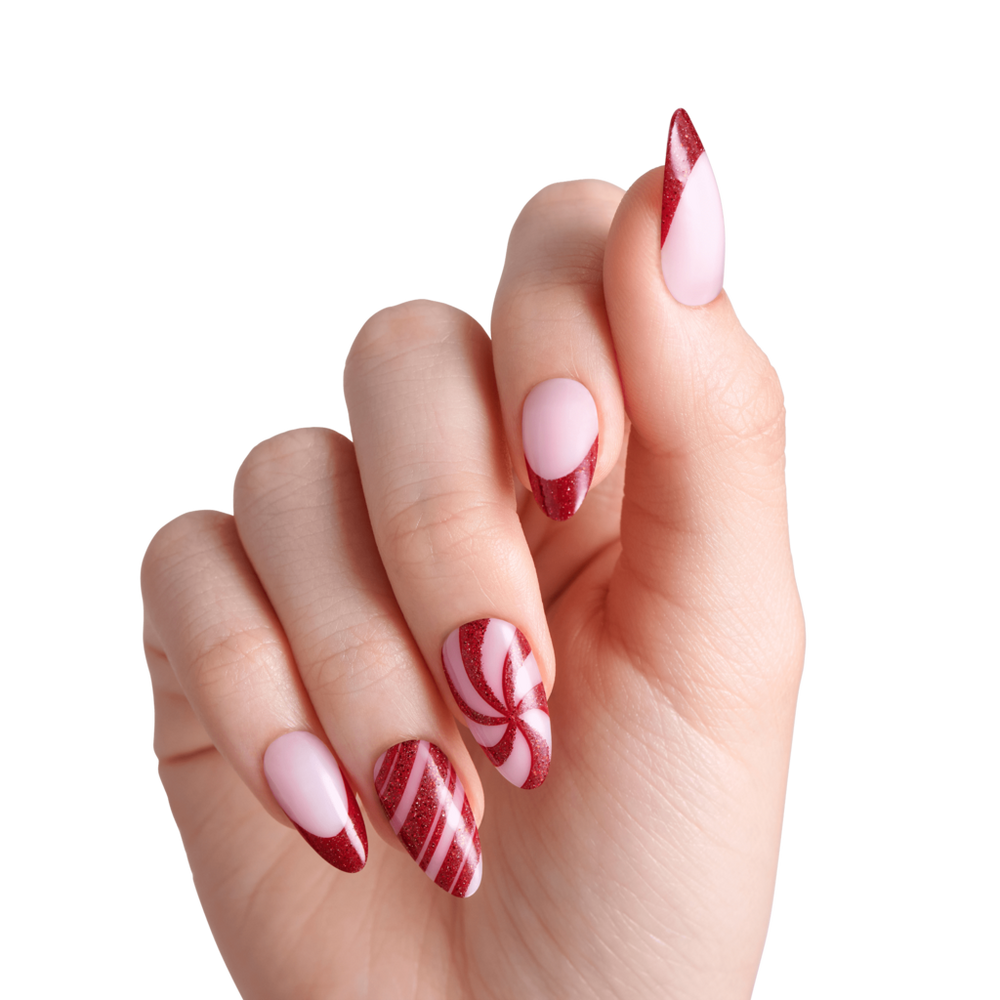 Voguish Fantasy Holiday Press on Nails - One More Kiss